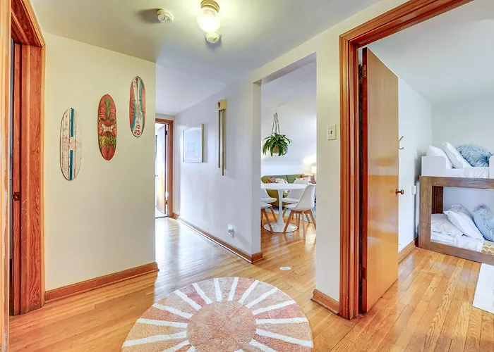 Cozy Vacation ~ 2 Mi To Downtown