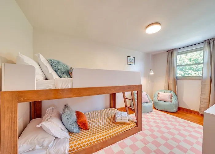 Cozy Vacation ~ 2 Mi To Downtown * Pittsburgh